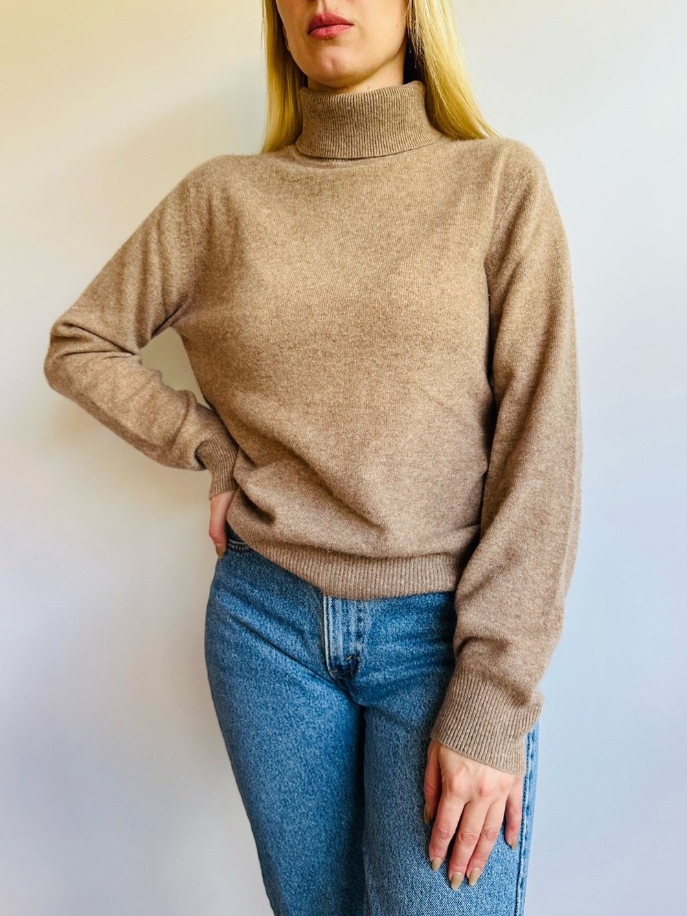 Apt. 9 100% Cashmere Neutral Tan Turtleneck Sweater Camel Boho Soft Cozy Luxury